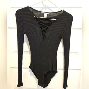 H&M Ribbed Bodysuit